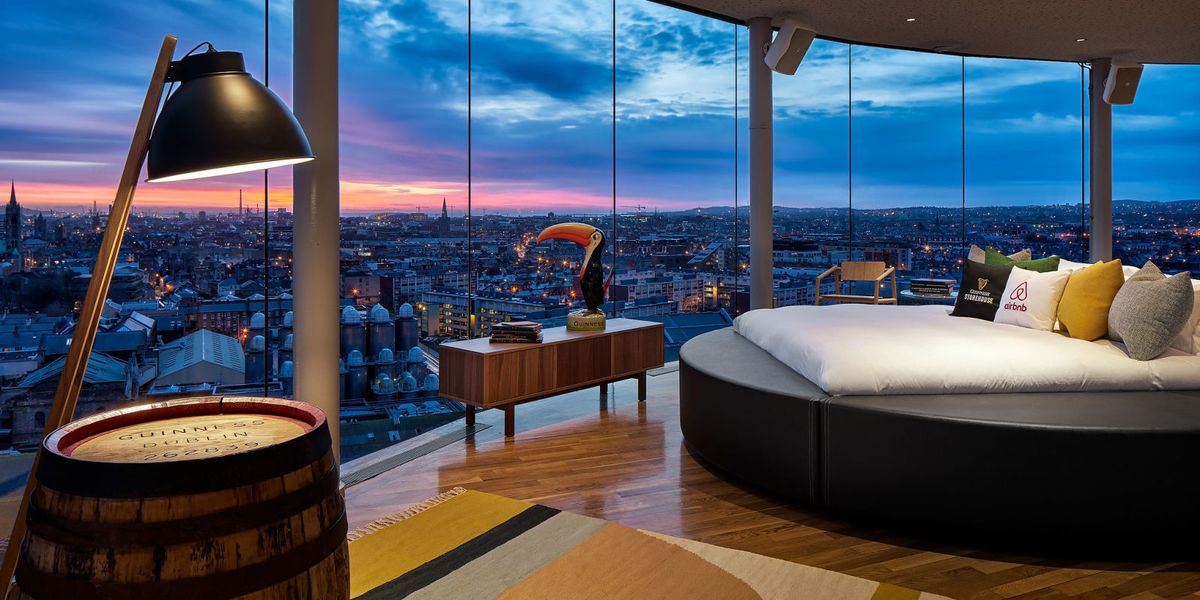 Airbnb Hosts Guinness Storehouse Slumber Party - Sleep at the Guinness ...