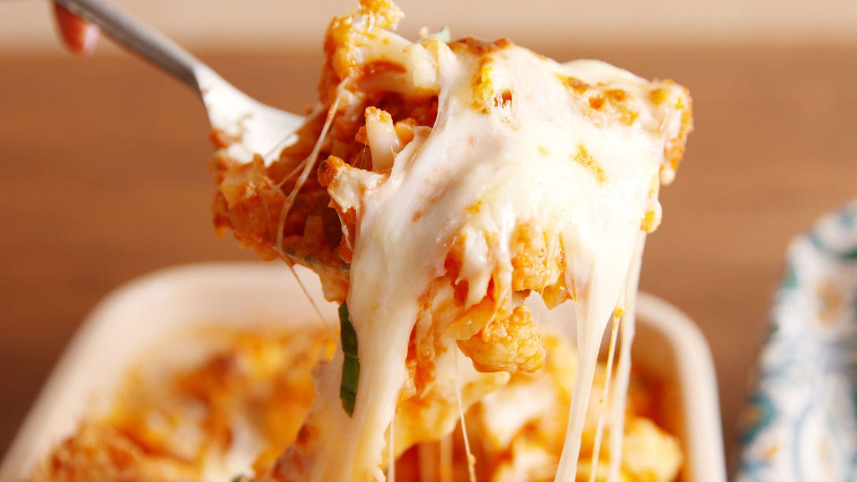 preview for Cauliflower Alla Vodka is the Low-Carb Dinner People Will Beg You to Make!