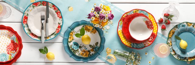 Serveware, Dishware, Yellow, Porcelain, Tableware, Ceramic, Plate, Platter, Home accessories, Saucer, 