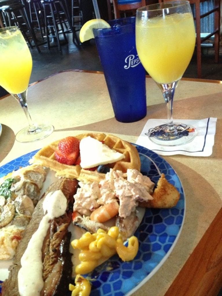 Dish, Food, Meal, Brunch, Breakfast, Cuisine, Ingredient, Mimosa, Full breakfast, Lunch, 