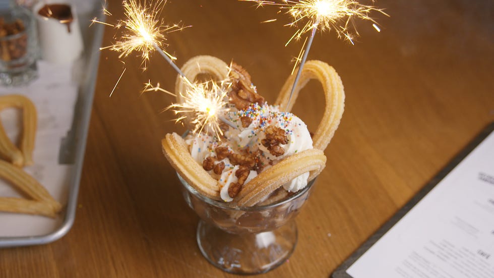 delish-boqueria-churro-sundae-1