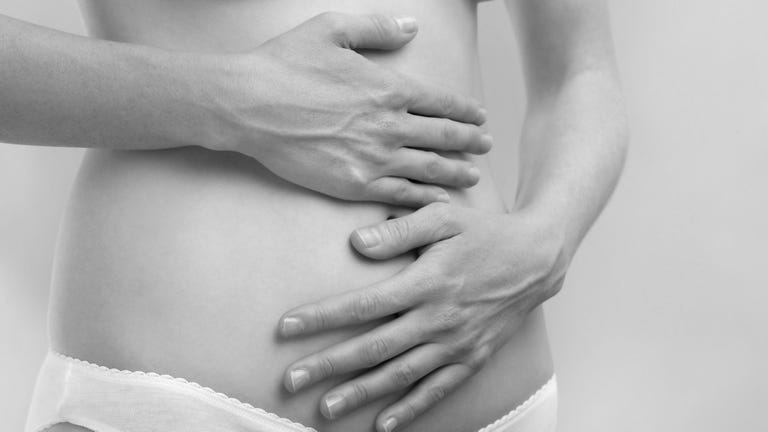 Finger, Skin, Joint, White, Waist, Abdomen, Stomach, Navel, Undergarment, Organ, 