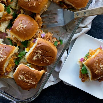 BBQ Chicken Pizza Sliders Horizontal