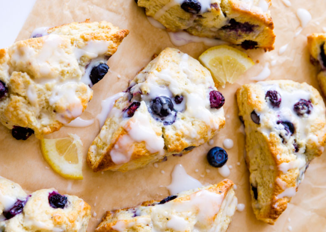 Dish, Food, Cuisine, Ingredient, Breakfast, Dessert, Scone, Baked goods, Blueberry, Meal, 