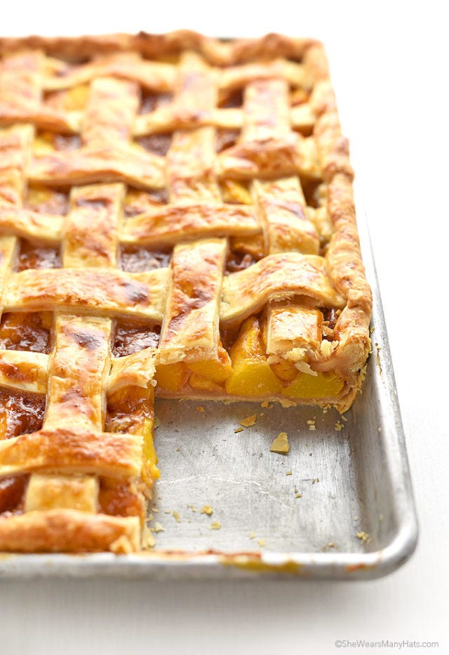 Dish, Food, Cuisine, Ingredient, Baked goods, Dessert, Apple pie, Produce, Treacle tart, Recipe, 
