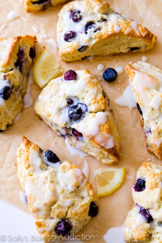 Dish, Food, Cuisine, Ingredient, Breakfast, Baked goods, Dessert, Meal, Scone, Produce, 