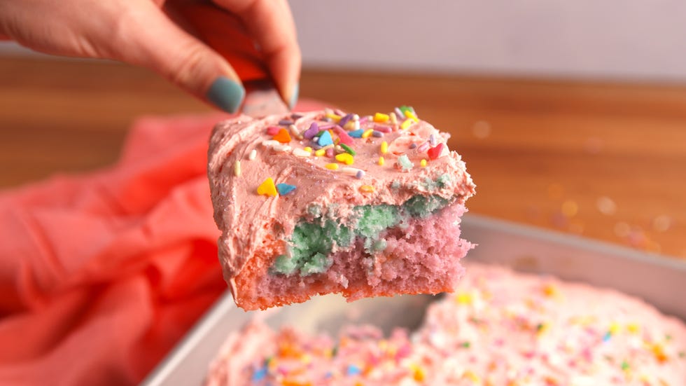 unicorn poke cake