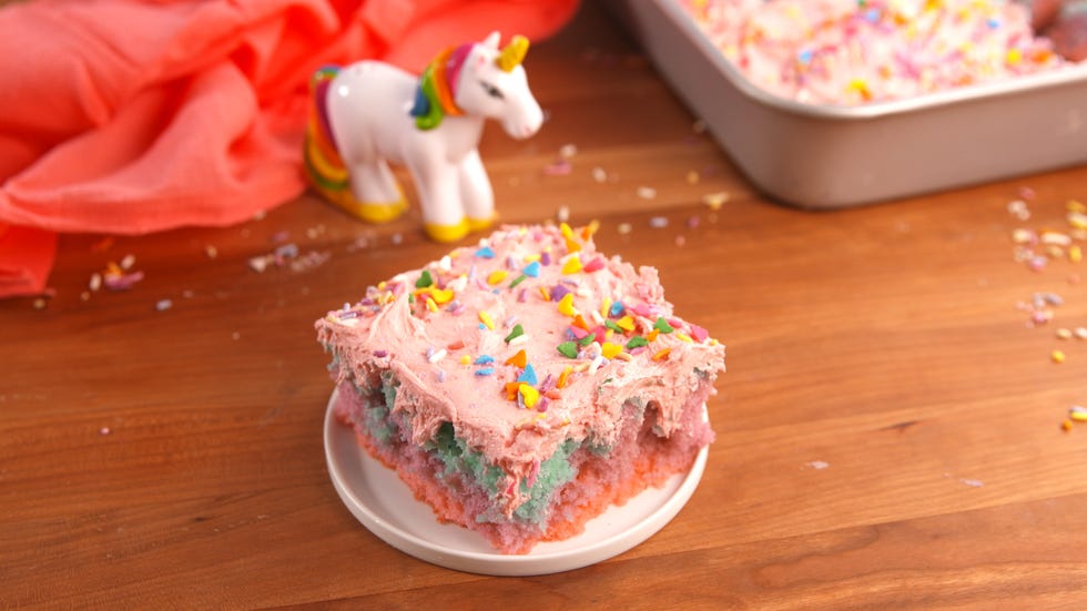 unicorn-poke-cake