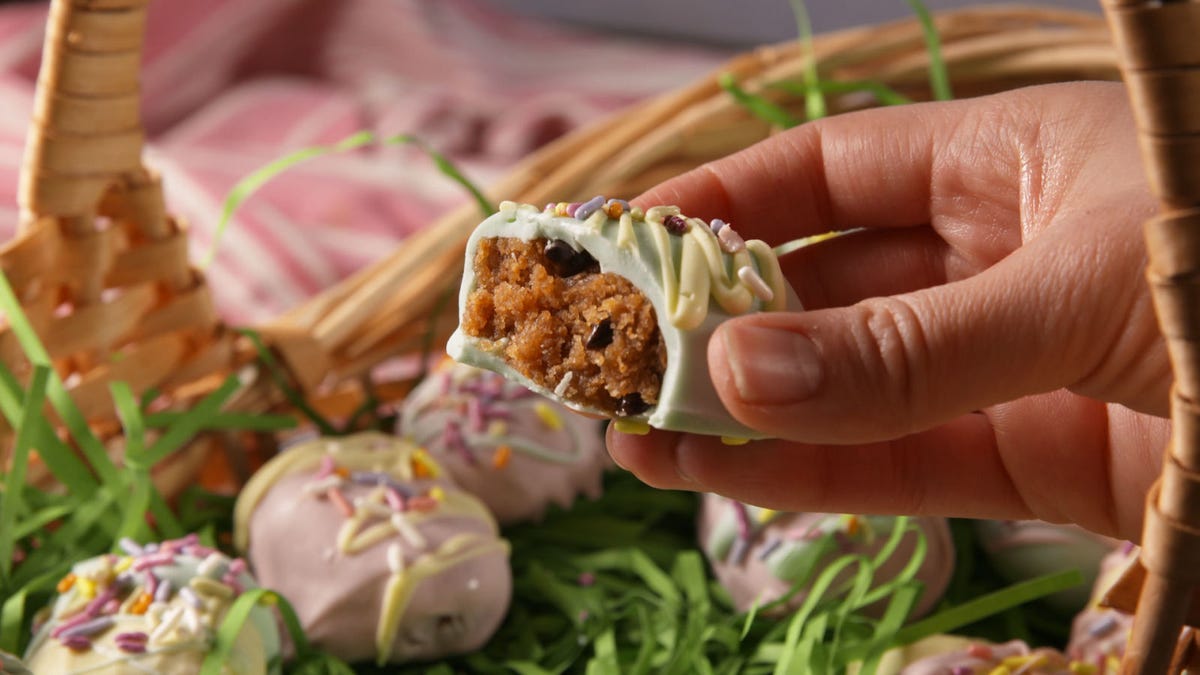 Video player poster image preview for Are Cookie Dough Easter Eggs The New Reese's Eggs?