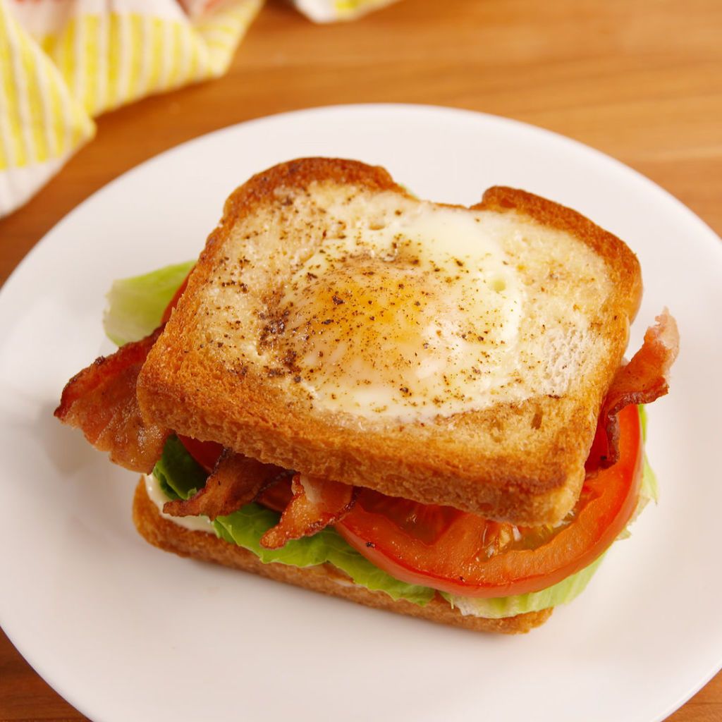 https://hips.hearstapps.com/del.h-cdn.co/assets/17/14/1024x1024/square-1491315078-delish-egg-in-a-hole-blt-1.jpg?resize=1200:*