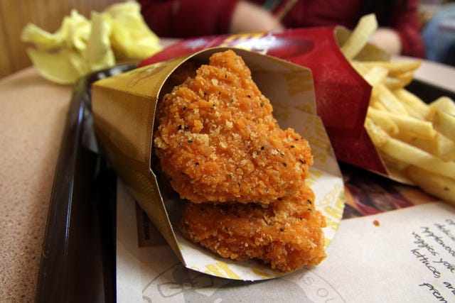 Dish, Food, Cuisine, Fried food, Chicken nugget, Fast food, Crispy fried chicken, Ingredient, Korokke, Deep frying, 