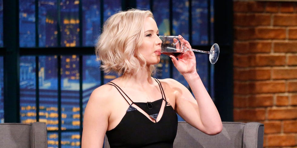 Water, Blond, Singing, Drinking, Neck, Drink, Singer, Drinking water, Glass, Performance, 