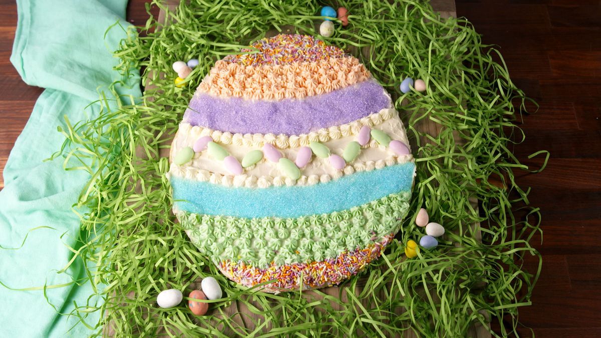 preview for This Giant Easter Egg Cookie Is Too Adorable To Handle