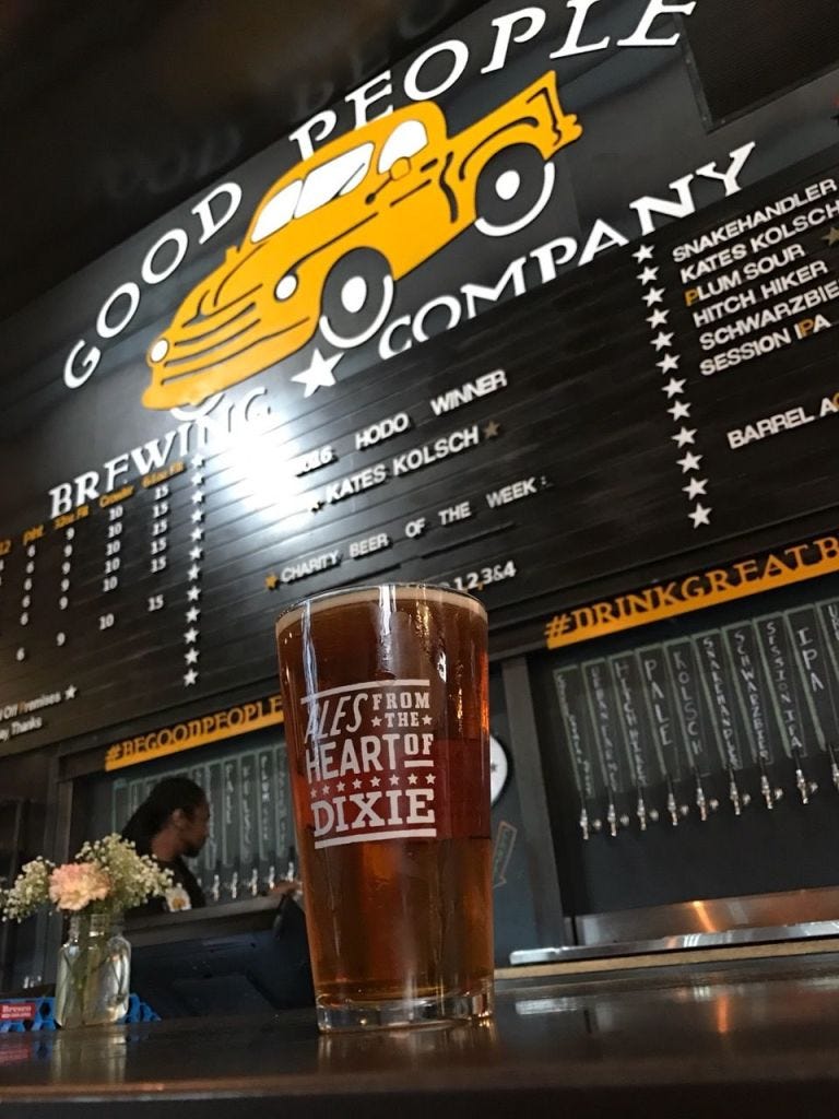 Drink, Beer, Barware, Pint glass, Advertising, Distilled beverage, Pub, Alcohol, Liqueur, Vehicle, 