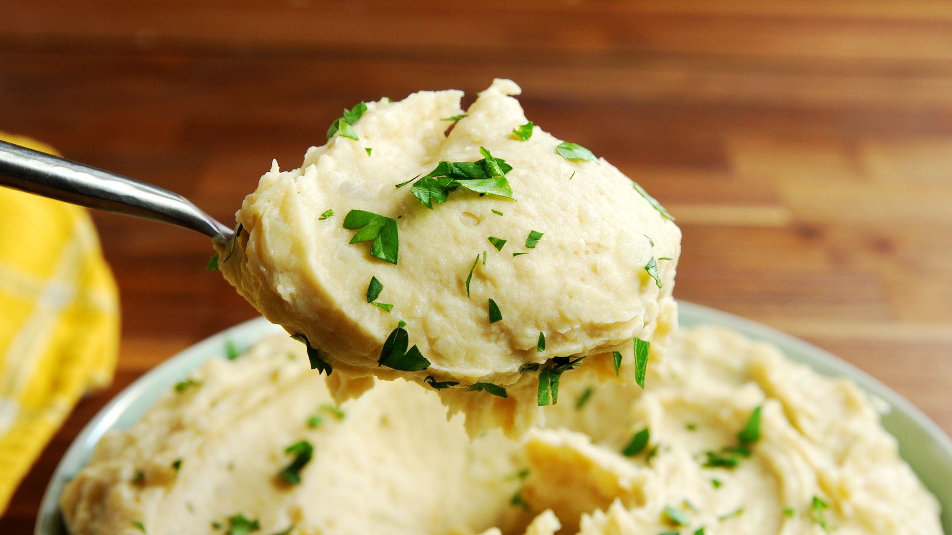 Garlic Mashed Potatoes Recipe - Creamy Garlic Mashed Potatoes