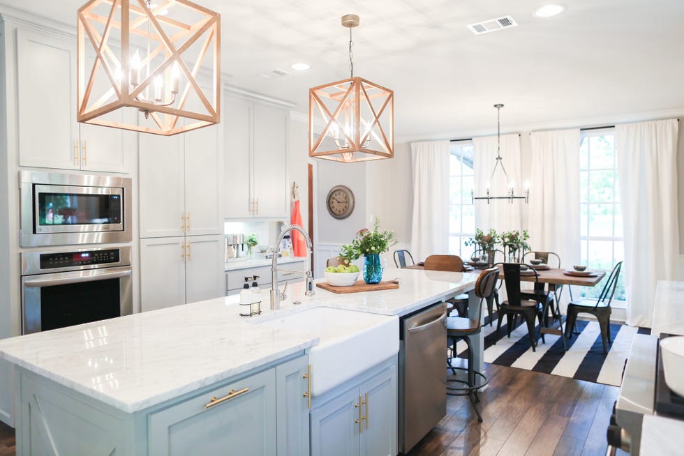 Countertop, Room, Furniture, Property, Kitchen, White, Cabinetry, Interior design, Home, Ceiling, 