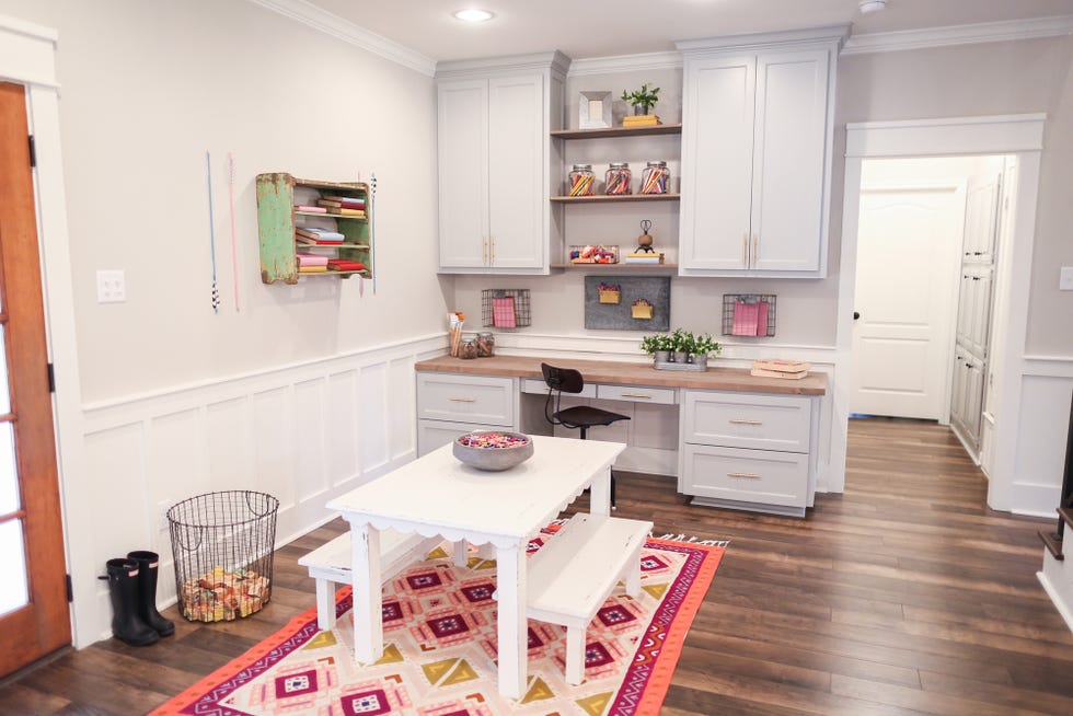 Room, Furniture, Property, Interior design, Kitchen, Building, Floor, House, Home, Ceiling, 