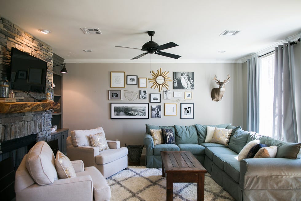 Interior design, Room, Brown, Wood, Green, Living room, Wall, Floor, White, Ceiling, 