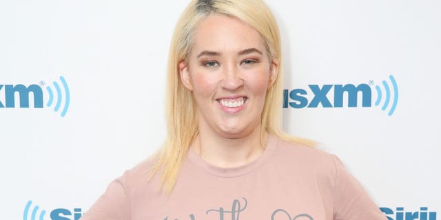 mama june hospitalized after weight-loss surgery