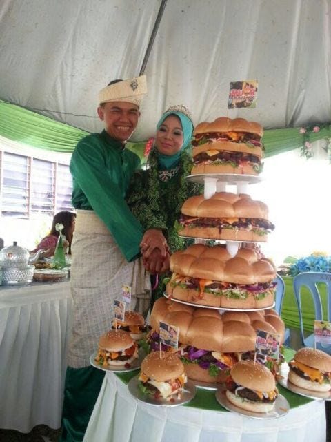 delish-wedding-burger-tower