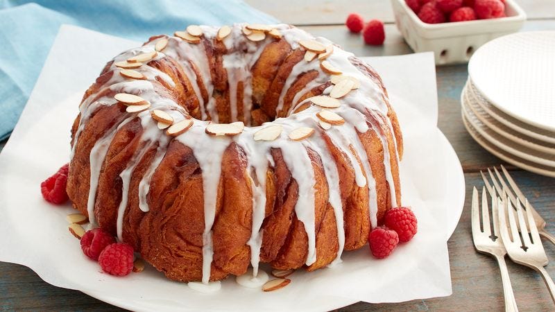 delish-pillsbury-almond-glazed-raspberry-pull-apart