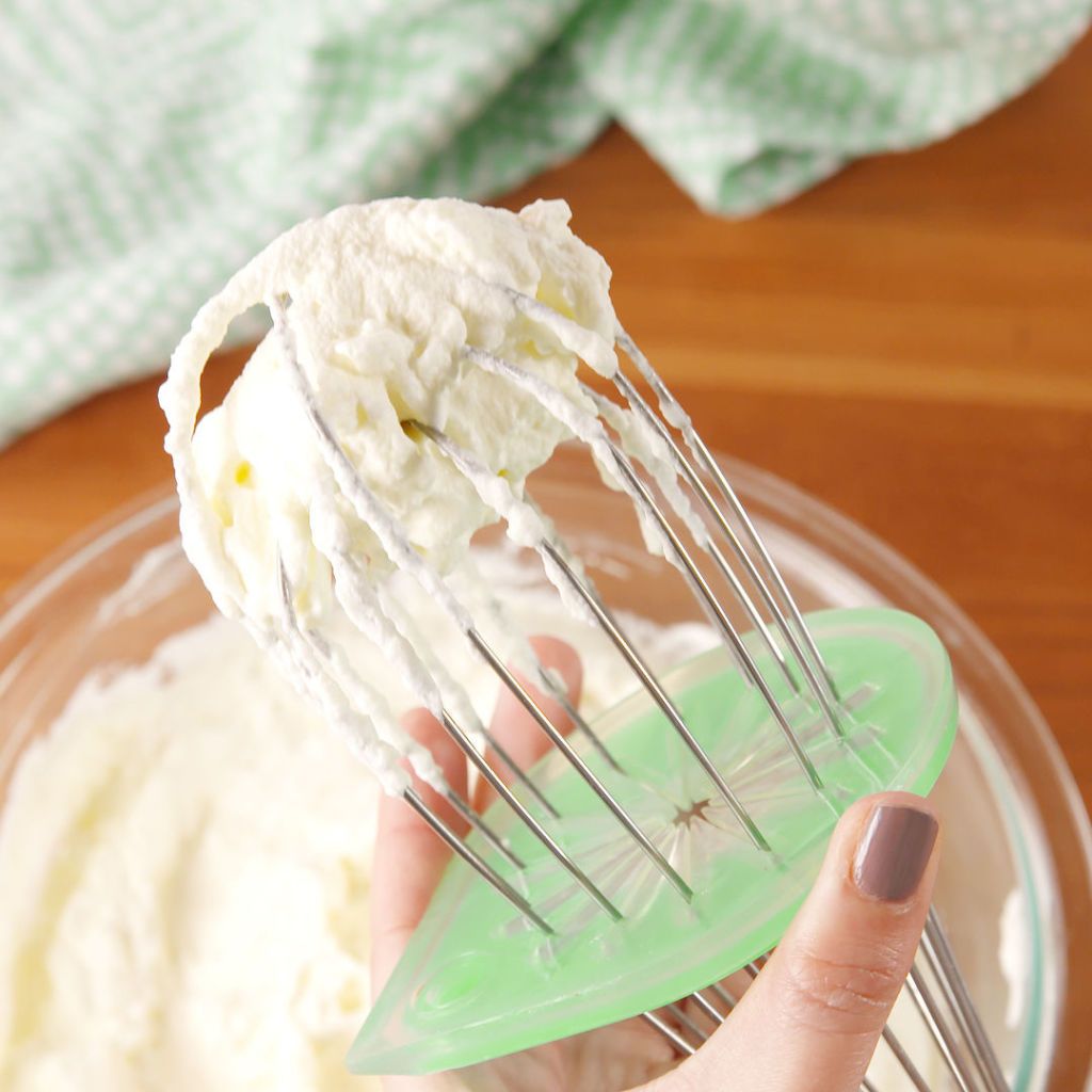 You Need A Whisk Wiper If You Love To Bake