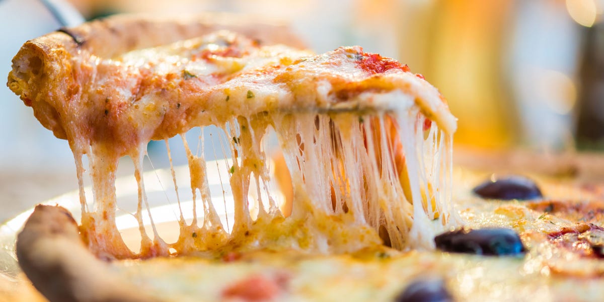 6 Things You Need To Know Before Eating Papa John's Pizza
