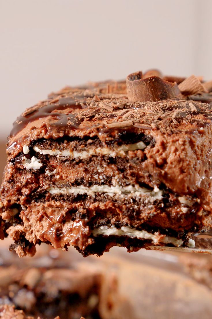 Unusual dessert without baking: cooking cake Broken glass Unusual dessert without baking: cooking cake Broken glass