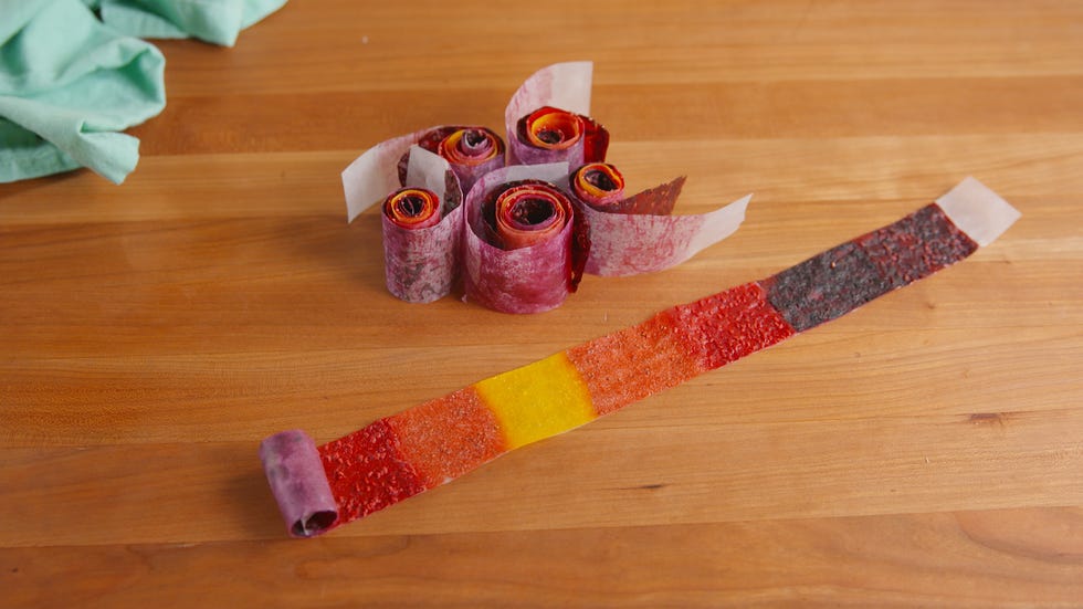 rainbow fruit roll ups