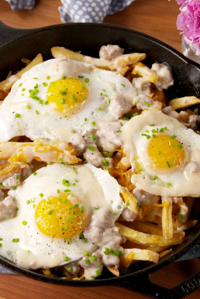 loaded breakfast fries