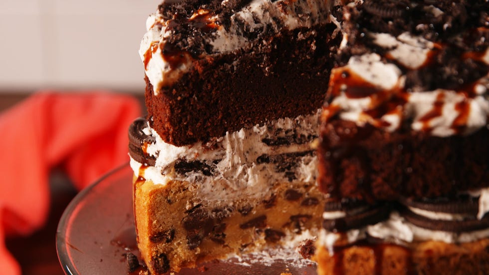 Slutty Brownie Cake