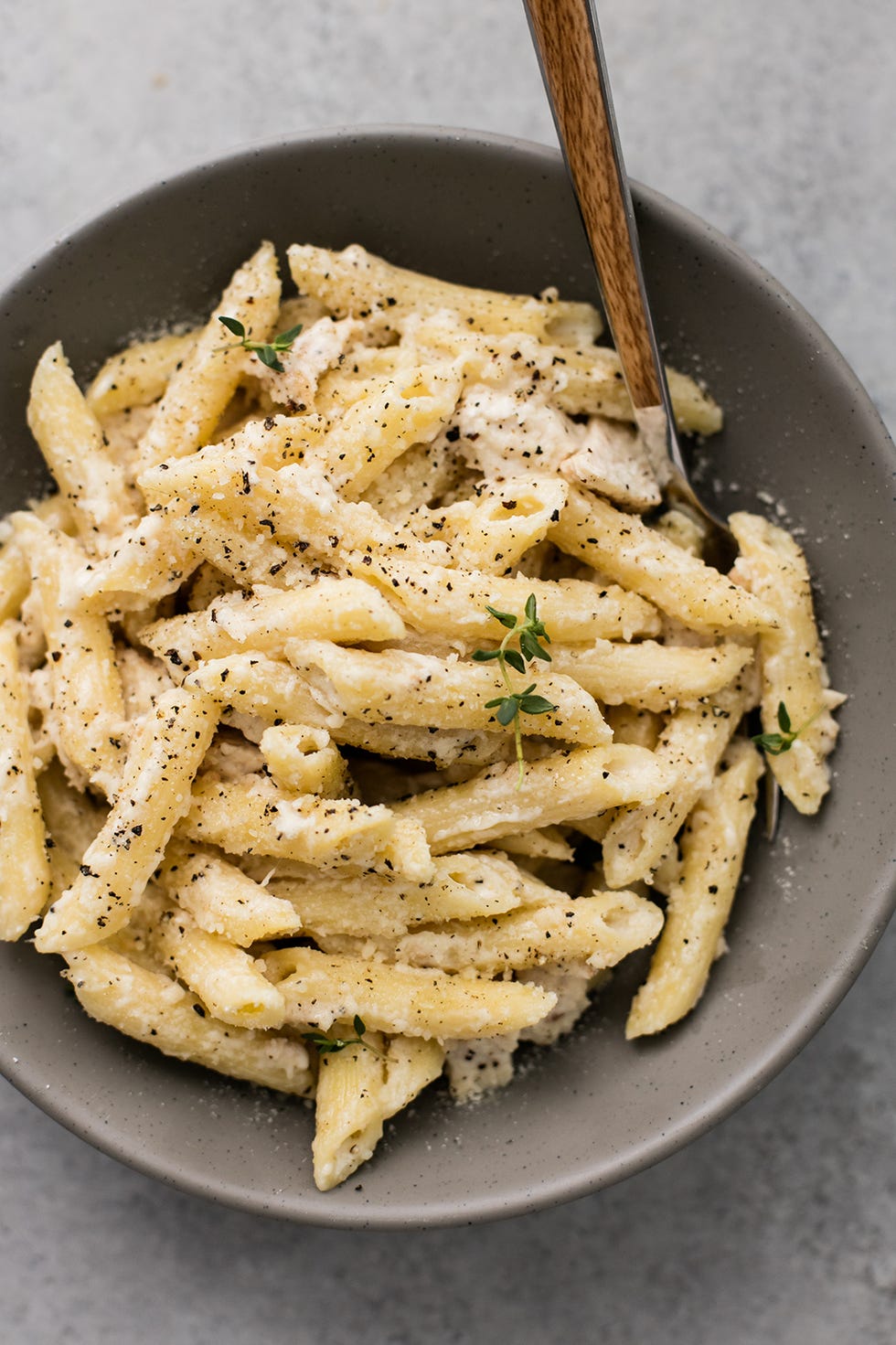 creamy garlic chicken penne vertical