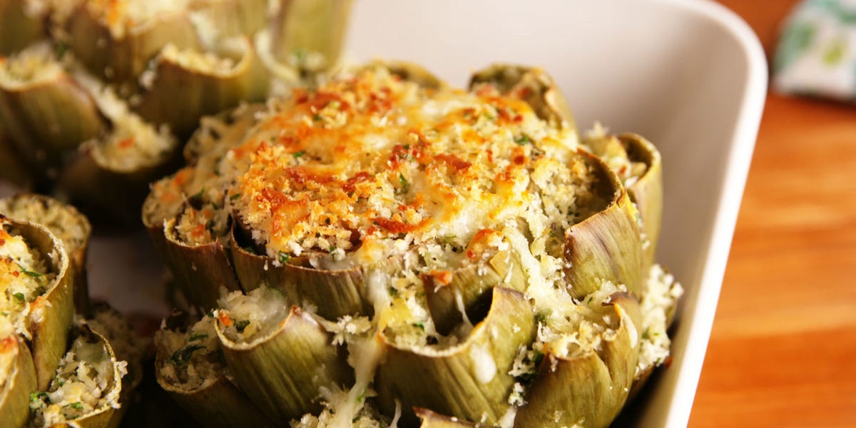 This Cheesy Stuffed Artichoke Is The Perfect Vegetarian Side