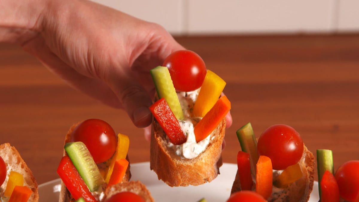 Video player poster image preview for Crudite Cups