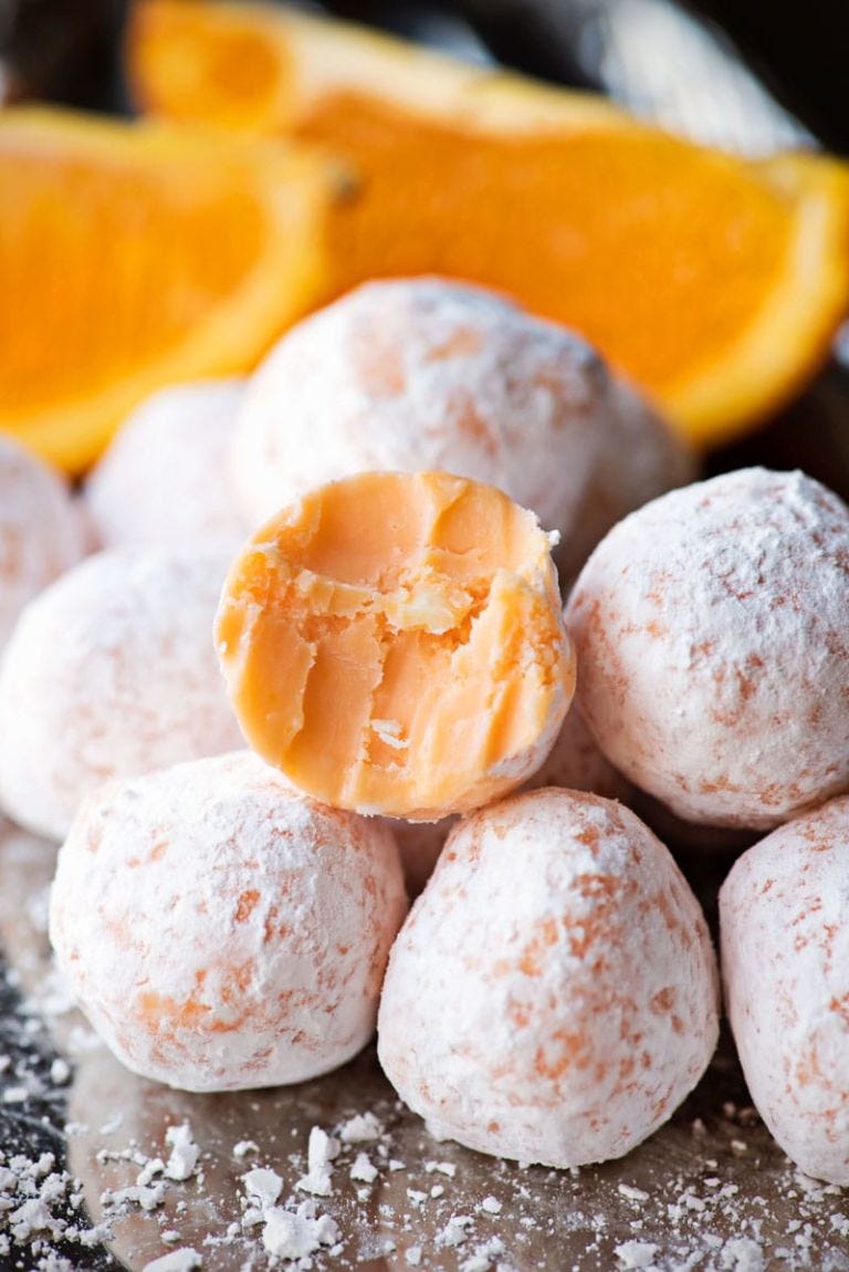 Food, Cuisine, Dish, Ingredient, Dessert, Produce, Powdered sugar, Sweetness, Recipe, Baked goods, 
