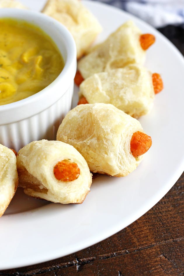Dish, Food, Cuisine, Ingredient, Produce, Dip, Recipe, Baked goods, Finger food, Fried food, 