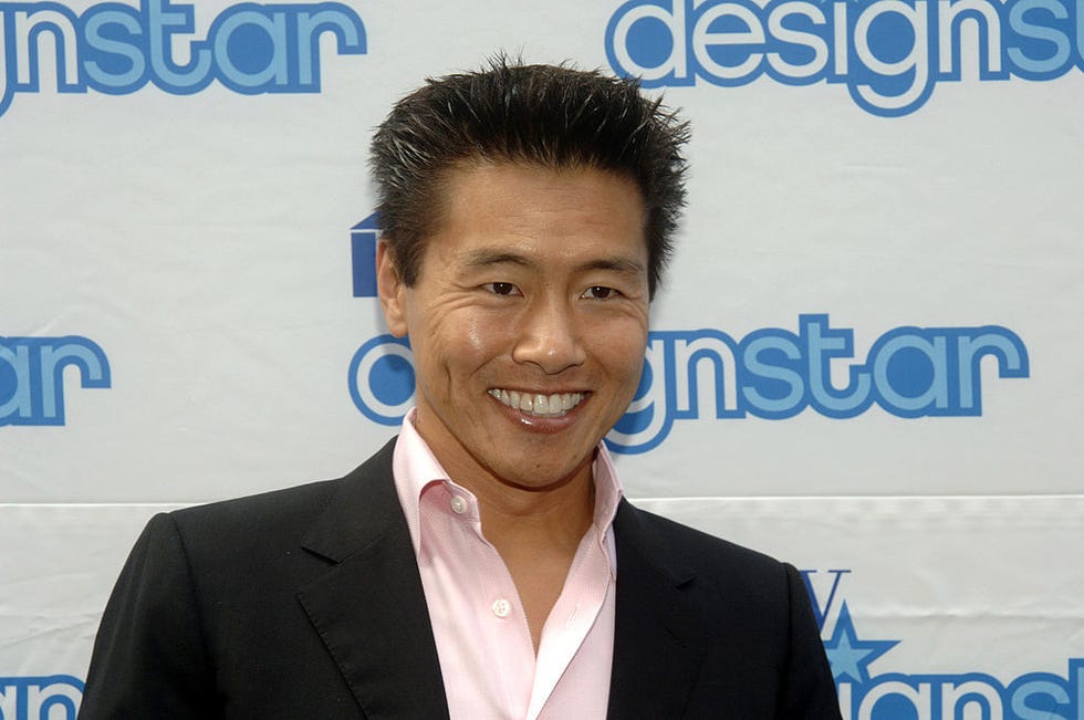Forehead, White-collar worker, Spokesperson, Suit, Businessperson, Smile, 