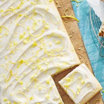 Food, Dish, Cuisine, Ingredient, Baked goods, Cream, Cream cheese, Dessert, Recipe, Dairy, 