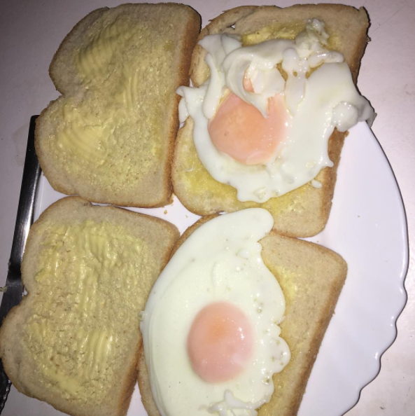 delish-drunk-food-egg-sandwich