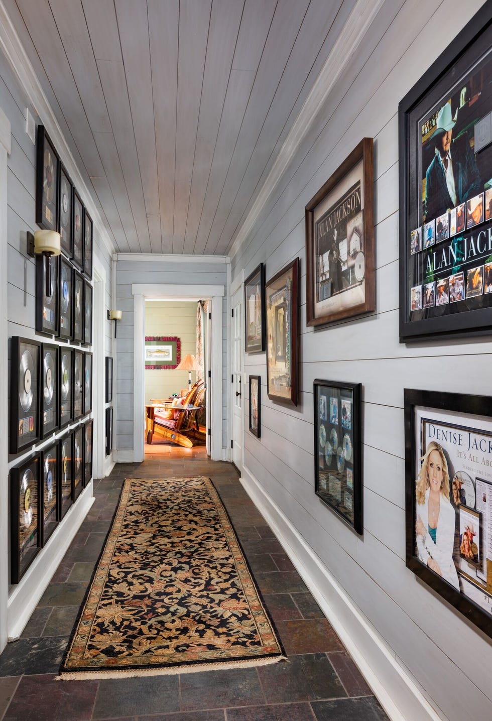 Building, Interior design, Ceiling, Room, Floor, Collection, House, Architecture, Tourist attraction, Art gallery, 