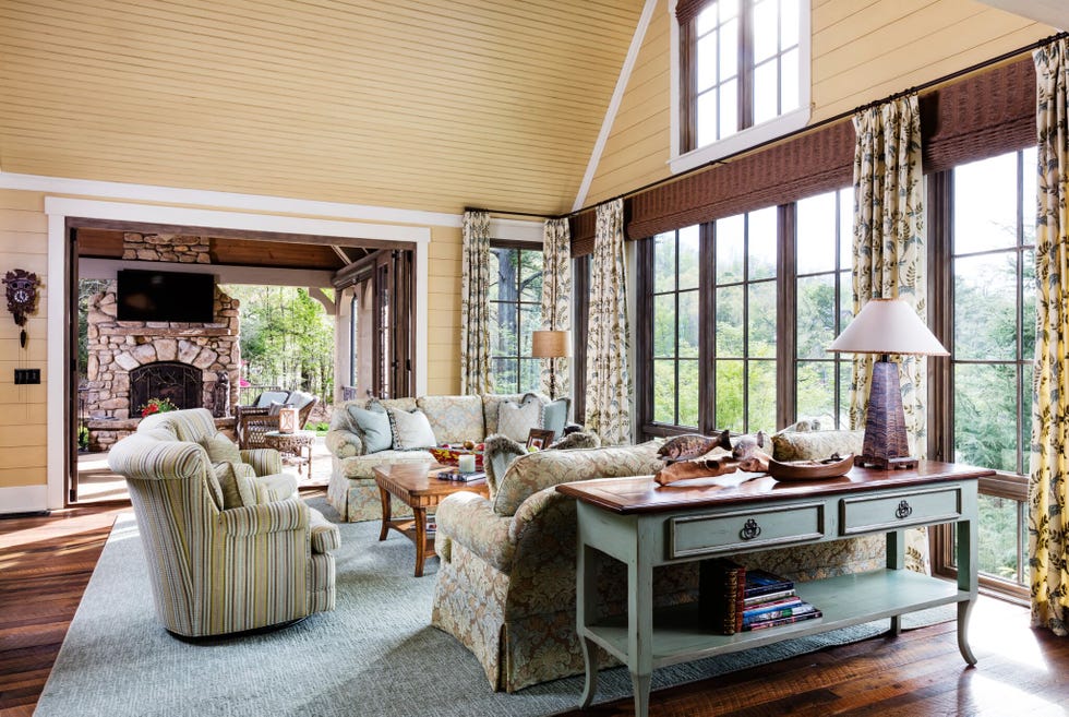 Room, Furniture, Interior design, Property, Living room, Building, Ceiling, Home, House, Table, 