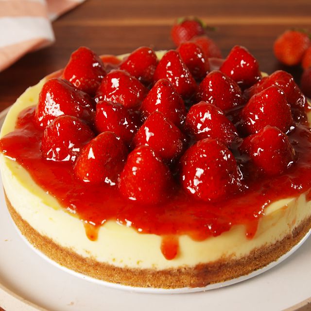 National Cheesecake Day Deals 2020 - The Cheesecake Factory, Eileen's ...