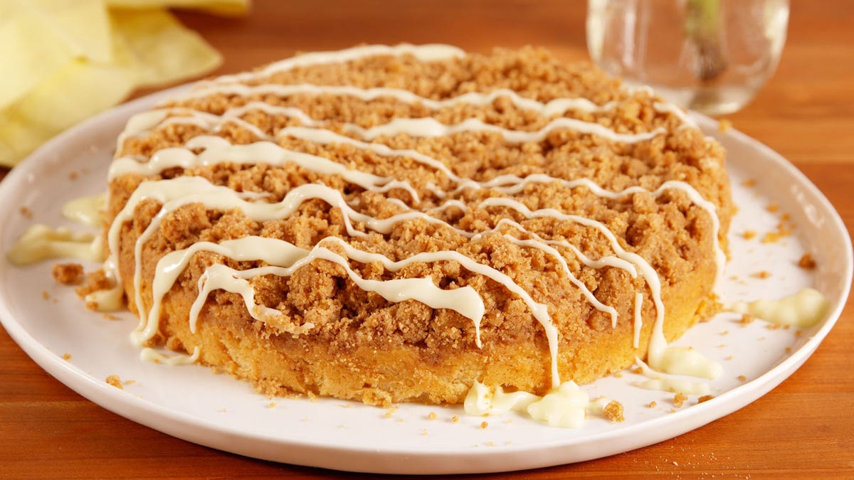preview for Snickerdoodle Crumb Cake
