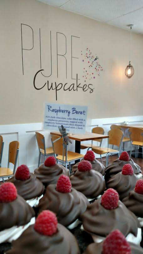 Food, Sweetness, Dessert, Pâtisserie, Cuisine, Cake, Bake sale, Frozen dessert, Buttercream, Chocolate, 