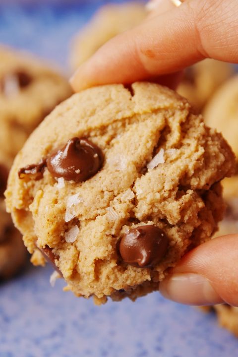 paleo chocolate chip cookies vertical
