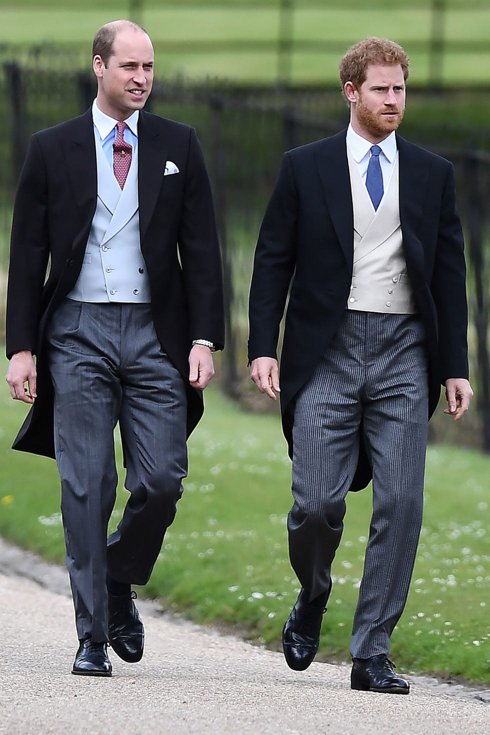 Clothing, Coat, Dress shirt, Collar, Trousers, Shirt, Standing, Outerwear, Suit trousers, Formal wear, 