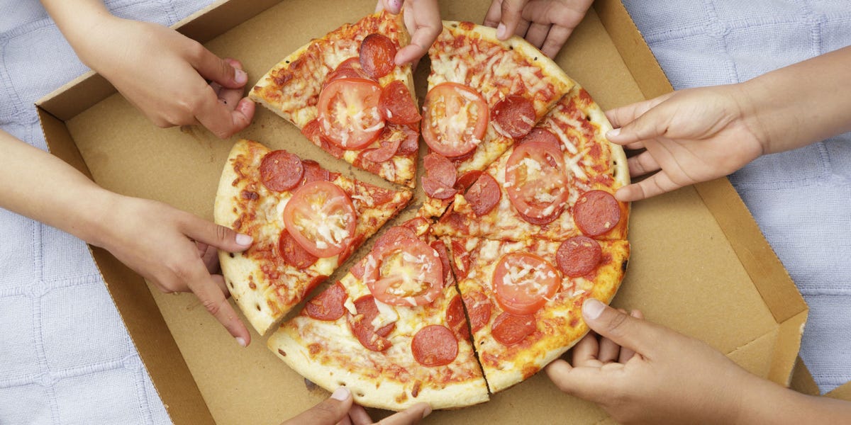 America’s 35 Favorite Pizza Chains for 2018 The tastecard discount is subject to availability. The tastecard offering is valid in participating stores only and excludes Papa John's stores in Butlins, Haven Holiday Parks, Ribby Hall Village, stores at Welcome Break, Food Courts, stores on campus and in Ireland.