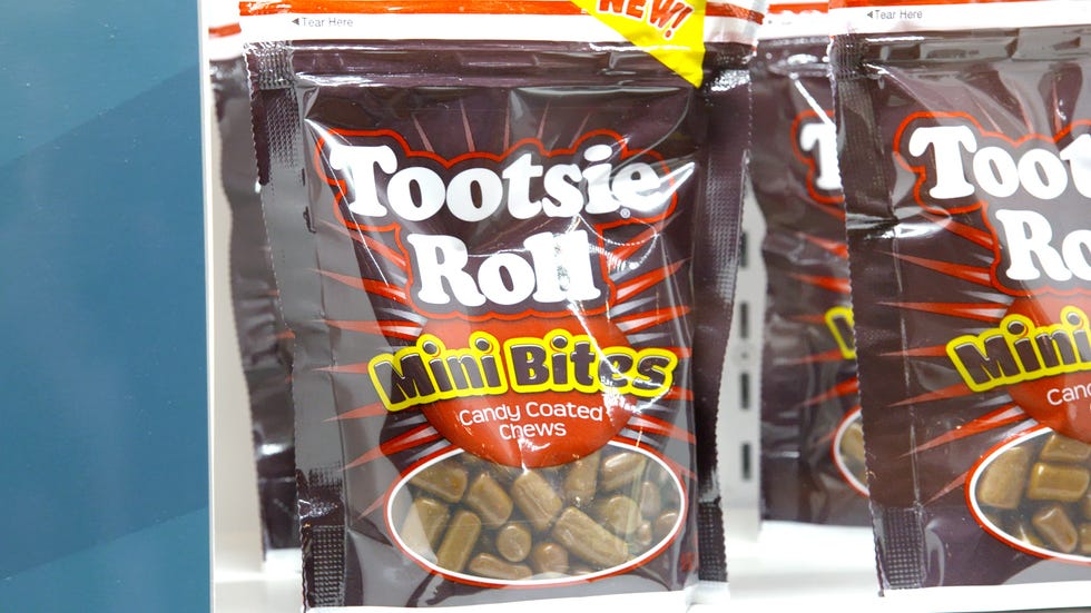 delish-tootsie-roll-mini-bites