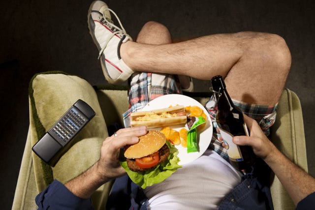 Sandwich, Shoe, Human leg, Food, Finger food, Cuisine, Bun, Baked goods, Dish, Meal, 