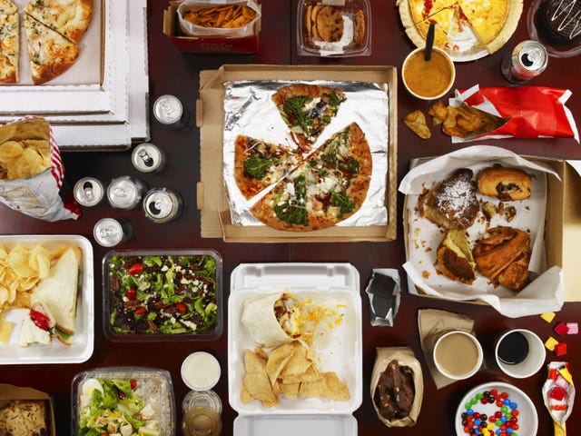 Cuisine, Food, Dish, Meal, Tableware, Recipe, Dishware, Garnish, Fast food, Serveware, 